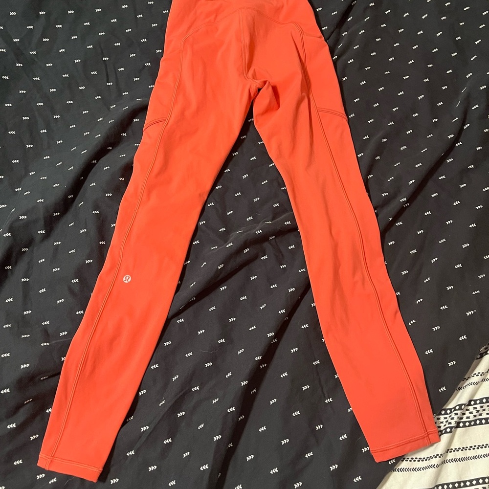 Lululemon leggings speed up tight